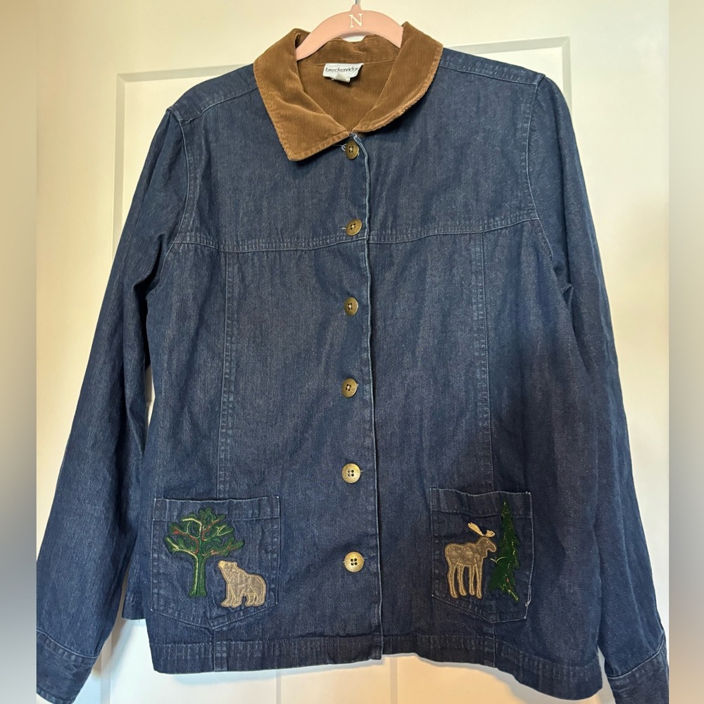 Breckenridge Womens vintage jean jacket with corduroy collar and Christmas theme